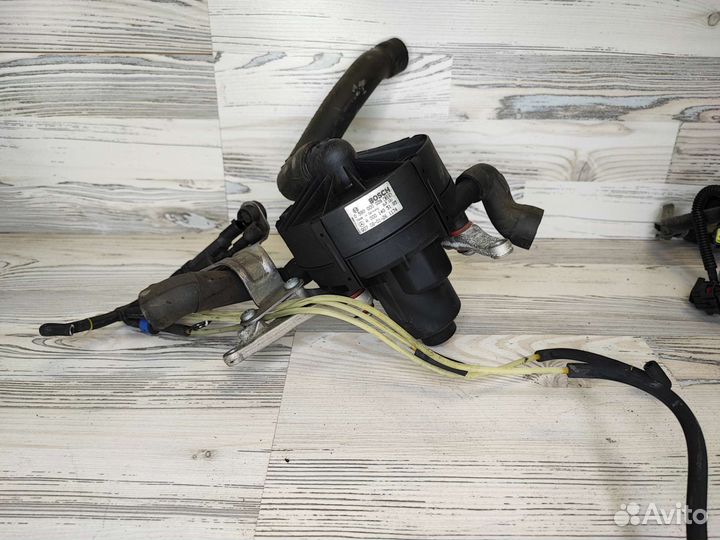 Насос продувки катализаторов Mercedes