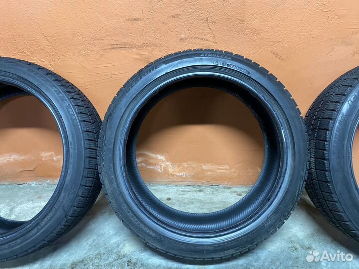 Bridgestone Blizzak Ice 225/40 R18 88S
