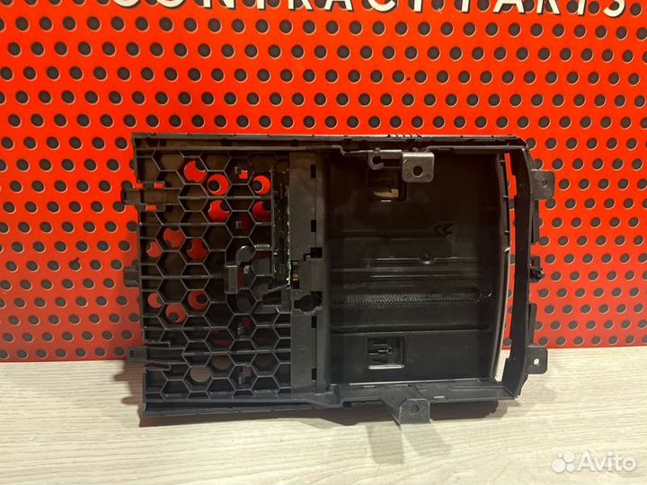 Вещевой ящик центральной консоли Bmw 5 G30 2018