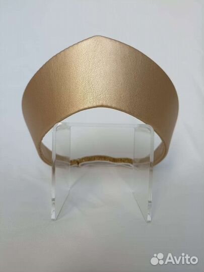 Кокошник золотой