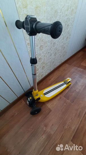 Самокат детский трехколесный бу