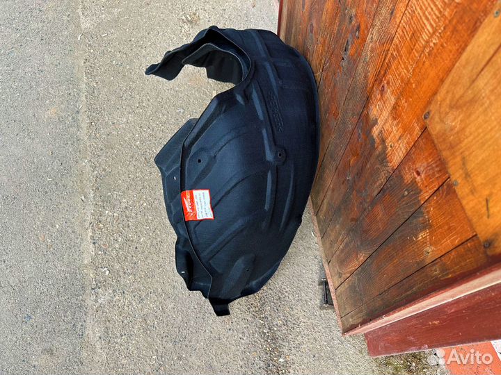 Подкрылок задний Toyota Camry V40 V45