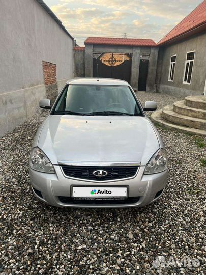 LADA Priora 1.6 МТ, 2011, 200 000 км