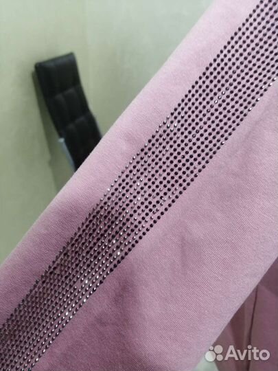 Костюм остался 48 и54