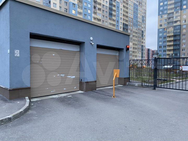 Машиноместо, 13 м²