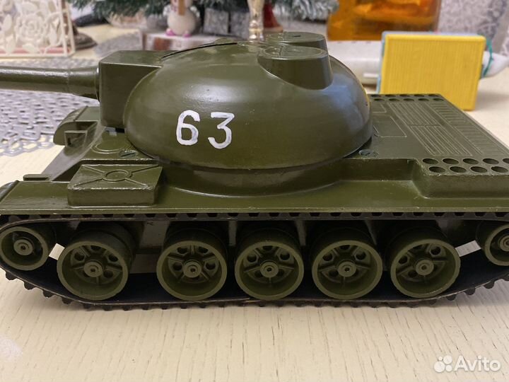 Игрушка танк СССР