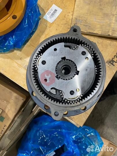 Поворотный редуктор Hitachi ZX210LCH-5G 9260804