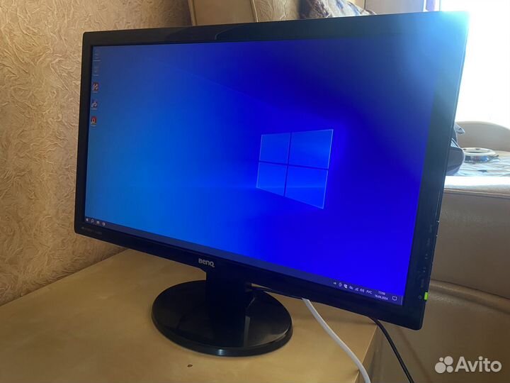 Монитор FullHD 24