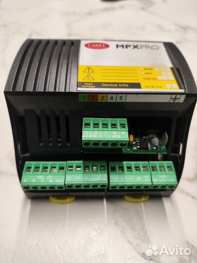 Свободно программируемые контроллеры carel