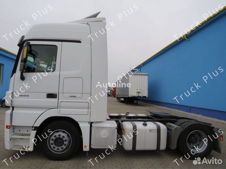 В разборе Mercedes Actros MP3 1844 2013