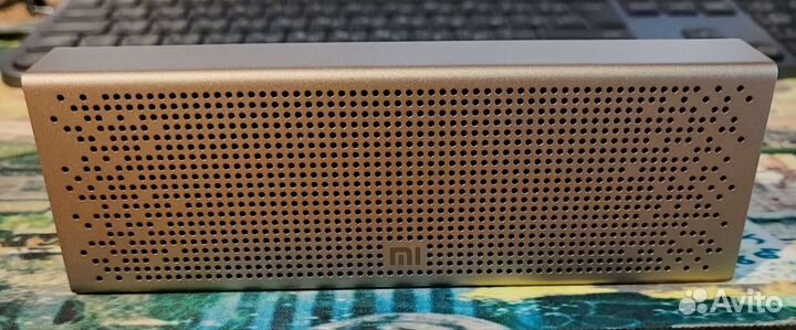 Колонка Xiaomi Mi Bluetooth Speaker золото