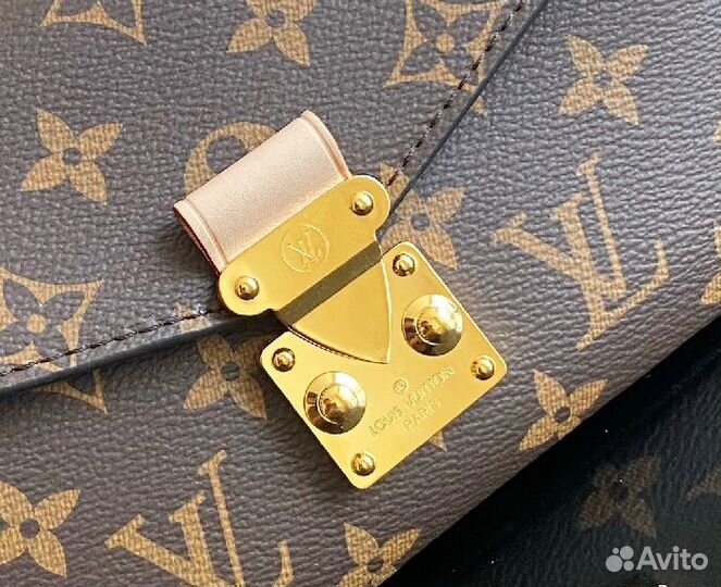 Сумка Louis Vuitton Pochette Metis женская