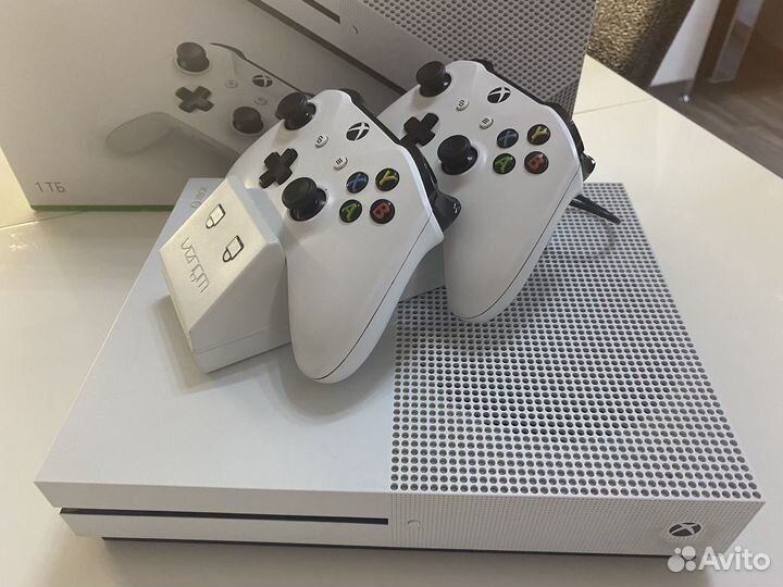 Xbox One s