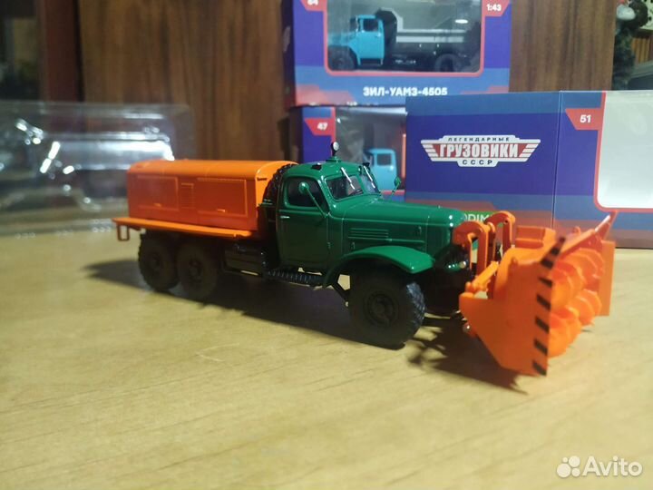 Продам модели 1:43