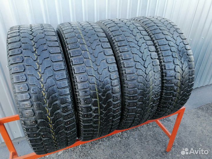 Yokohama Ice Guard F700Z 235/65 R17