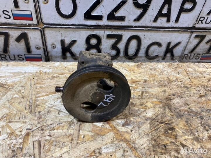 Насос гур Mitsubishi Pajero 3D 1989