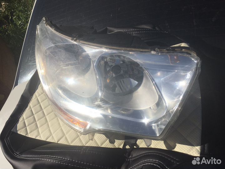 Фара правая с дефектами Ситроен С4B7,B73