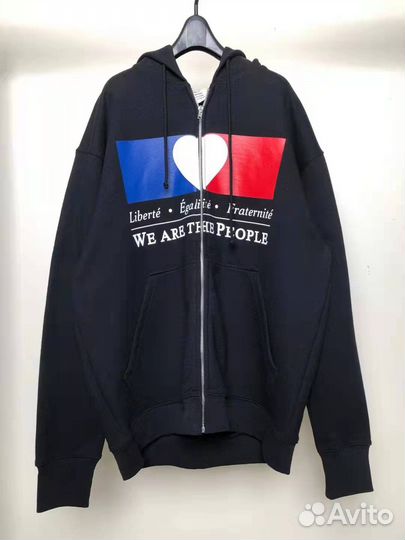 Зипхуди Vetements