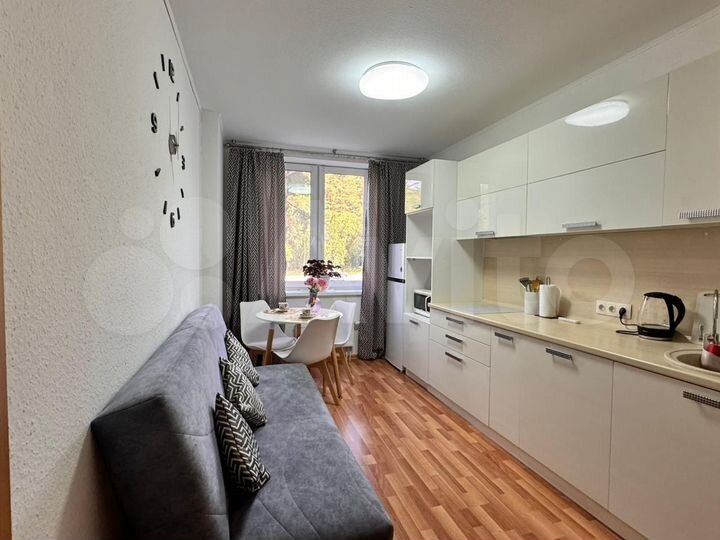 1-к. квартира, 35,7 м², 1/10 эт.