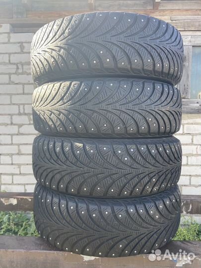 Sava Eskimo Stud 185/65 R15 88T