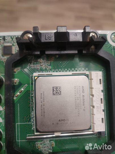 Материнская плата Asus M2N68-LA AM3 DDR3 4 ядра