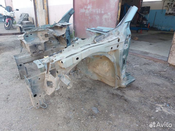 Лонжерон передний левый Renault Megane II