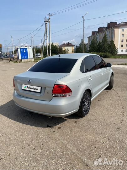 Volkswagen Polo 1.6 МТ, 2015, 181 000 км