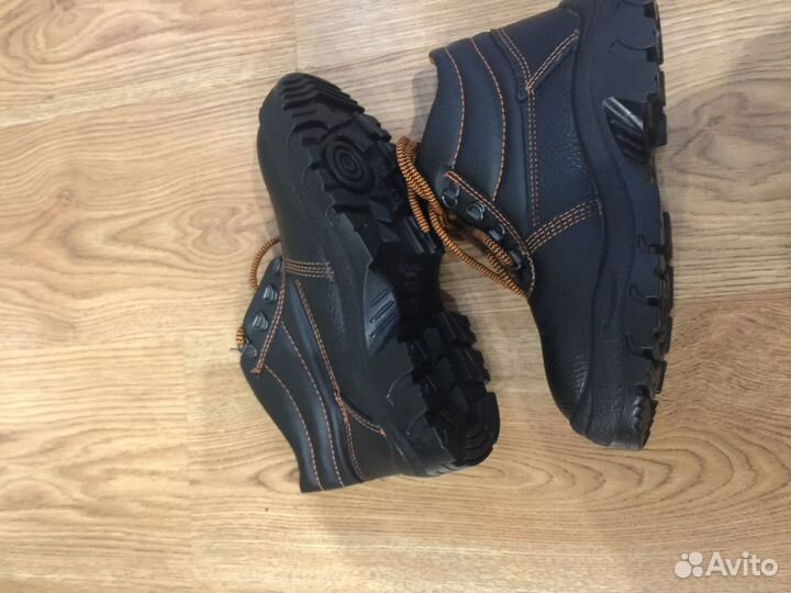 Ботинки новые