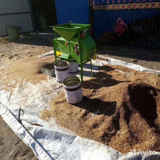 Роторый измельчитель корма