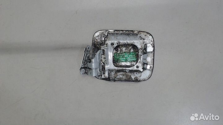 Лючок бензобака Mazda Demio, 2002