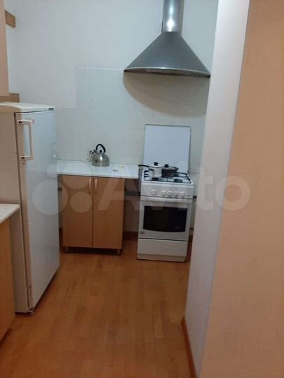 Комната 25 м² в 4-к., 2/2 эт.
