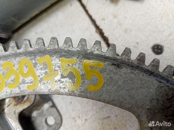 Стеклоподъемник электрический передний правый