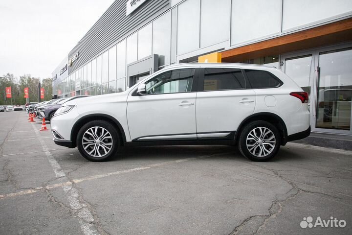 Mitsubishi Outlander 2.4 CVT, 2015, 174 000 км