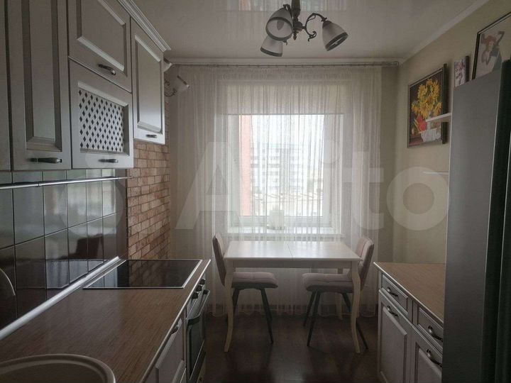 3-к. квартира, 61 м², 8/10 эт.