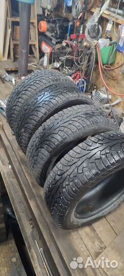 Nokian Tyres Hakkapeliitta 5 SUV 235/60 R18 107T