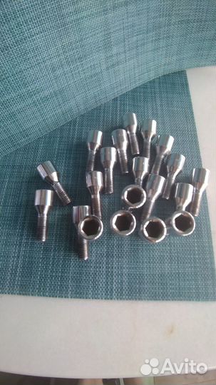 Колесные болты м12*1.5