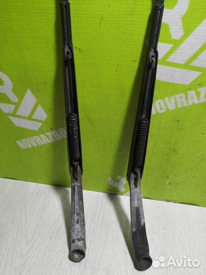 Поводок дворник комплект Сузуки Балено 98-07