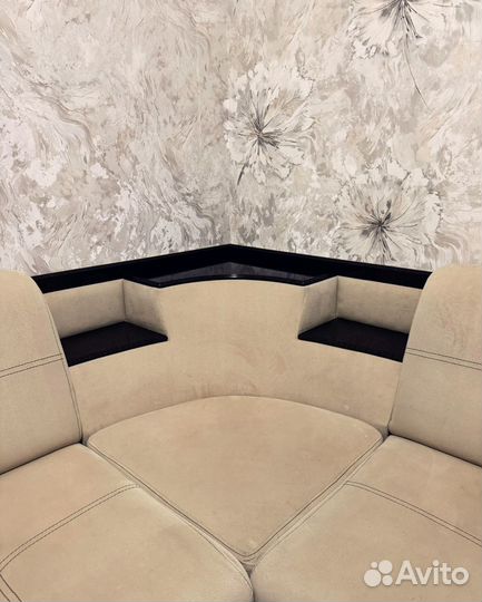 Угловой диван