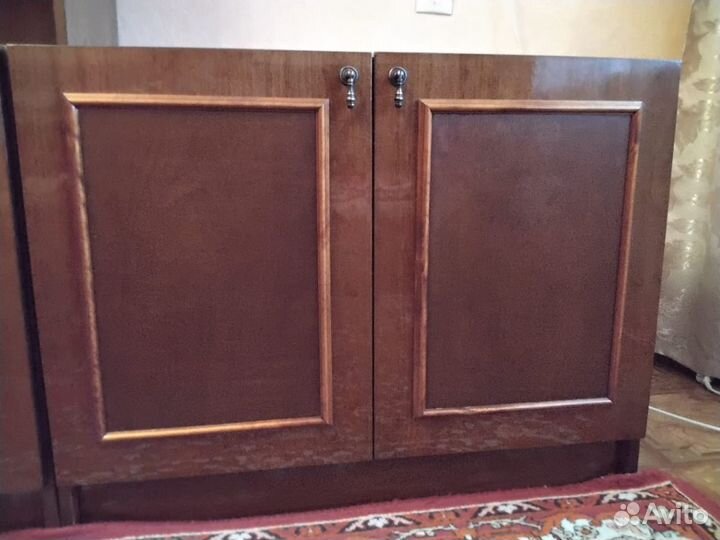 Тумба под телевизор