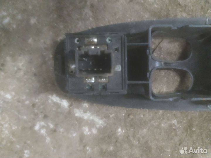 Джойстик зеркал Хендай Акцент