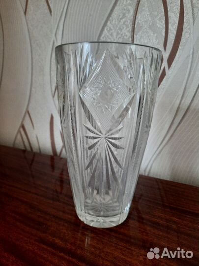 Ваза хрустальная