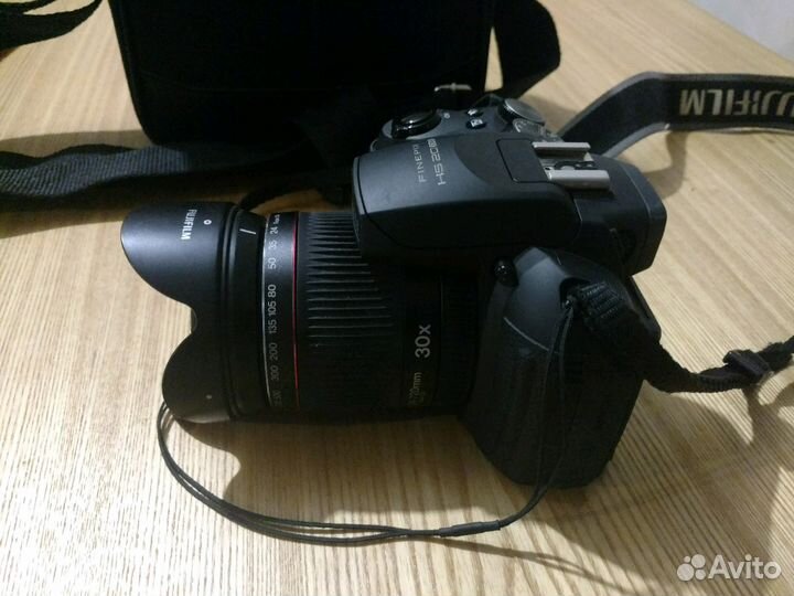 Fujifilm FinePix HS 20 EXR