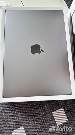 Macbook pro 14 m1 16 512