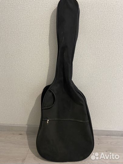 Акустическая гитара