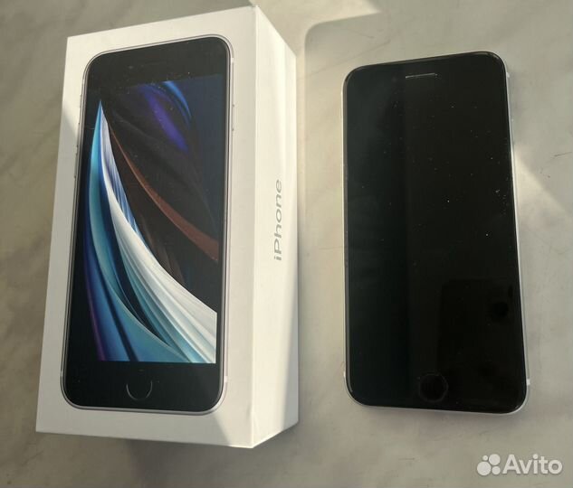 iPhone SE, 128 ГБ