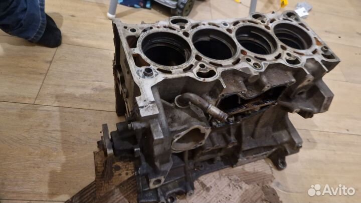 Шорт блок tnba Форд Фокус 2.0 Ecoboost 2017