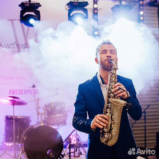 Саксофонист