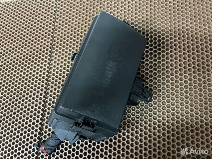 Блок предохранителей Skoda / Volkswagen 2016