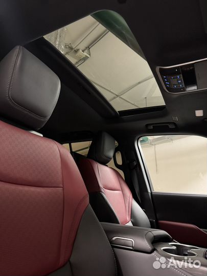 Toyota Land Cruiser 3.3 AT, 2023, 2 200 км