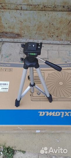 Штатив тринога для камеры